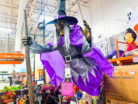 Startle Your Visitors: Home Depot Introduces 12ft Witch House